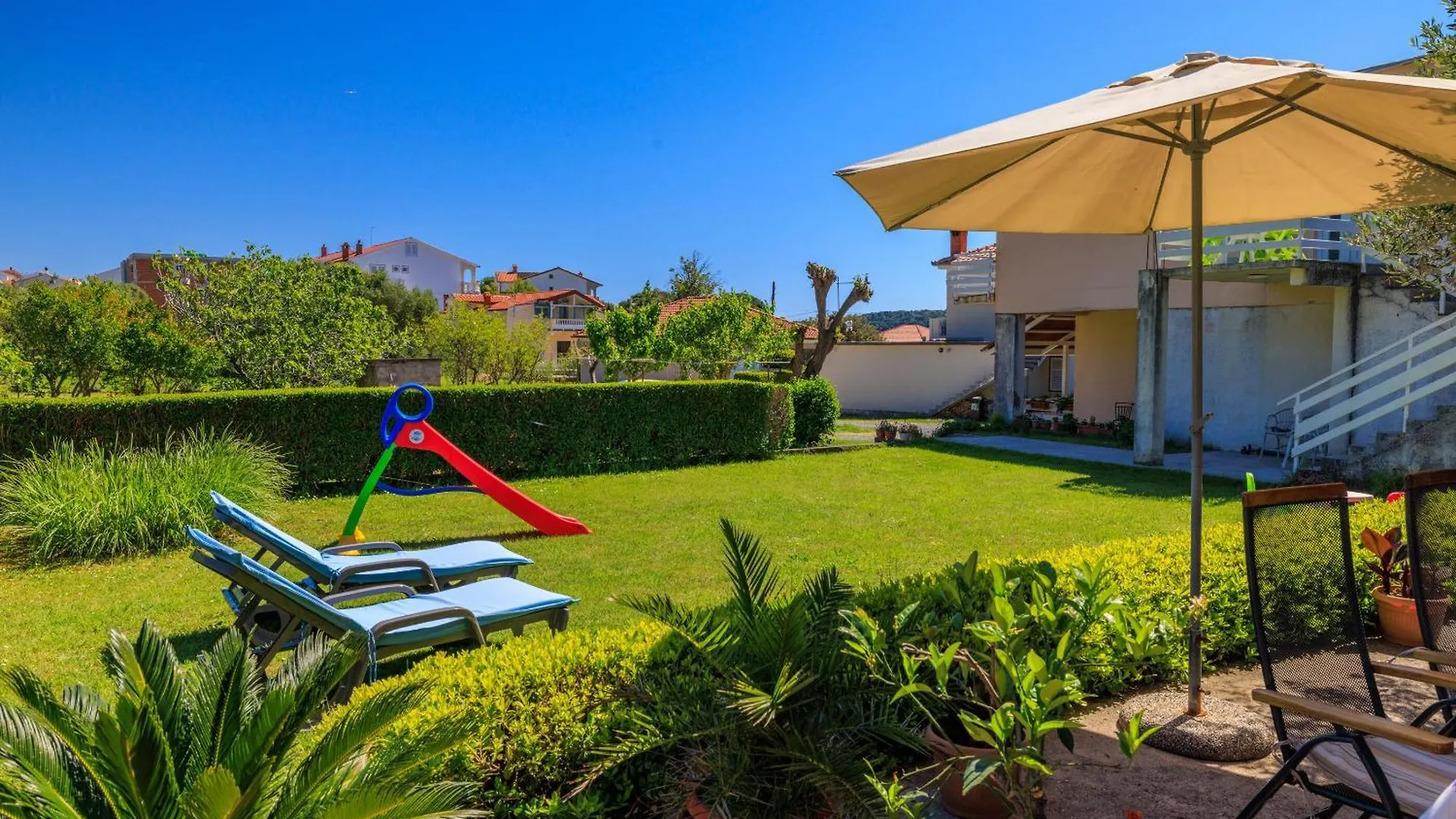 Apartments Tanya Banjol Croatia